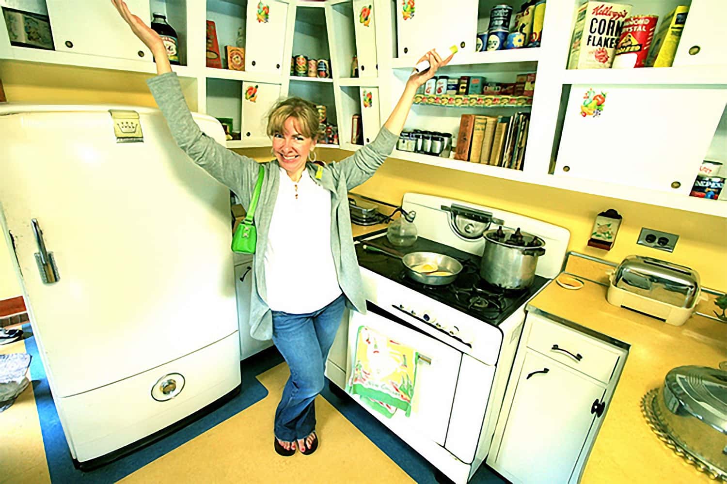 Sandee in 1950s Kitchen. Source.