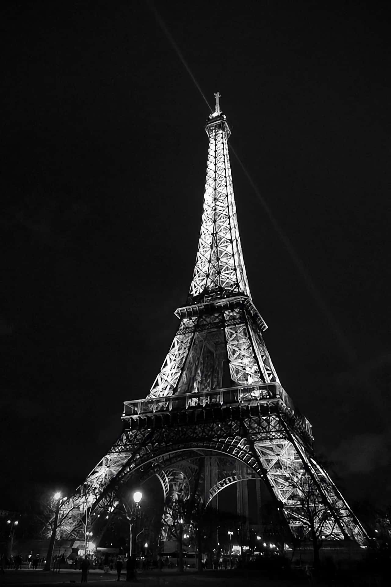 La Tour Eiffel. Source.